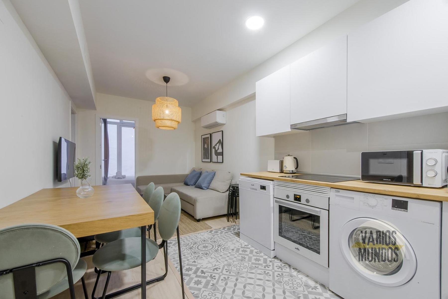 Cool Apt Para 9Pax En Plena Plaza De Chueca Madrid Bagian luar foto
